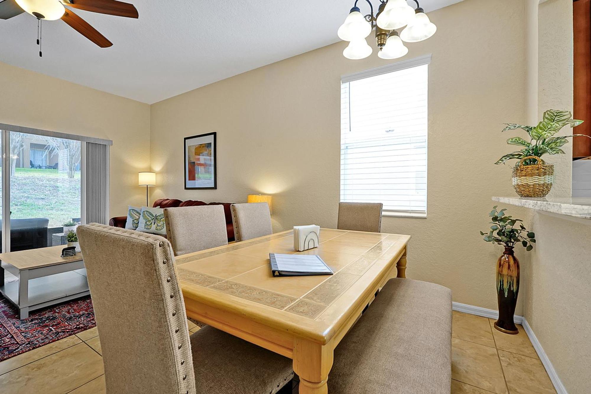 Regal Palms Retreat W/ Lazy River, Pool, & Balcony Holiday home Davenport