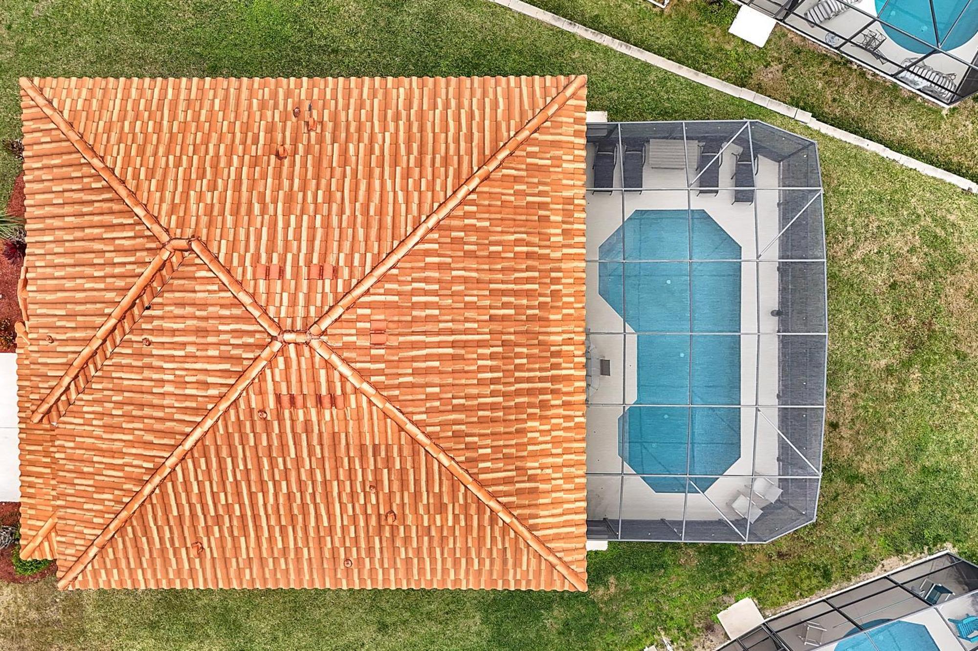 Stunning Aviana Resort: Pool, Game & Clubhouse Near