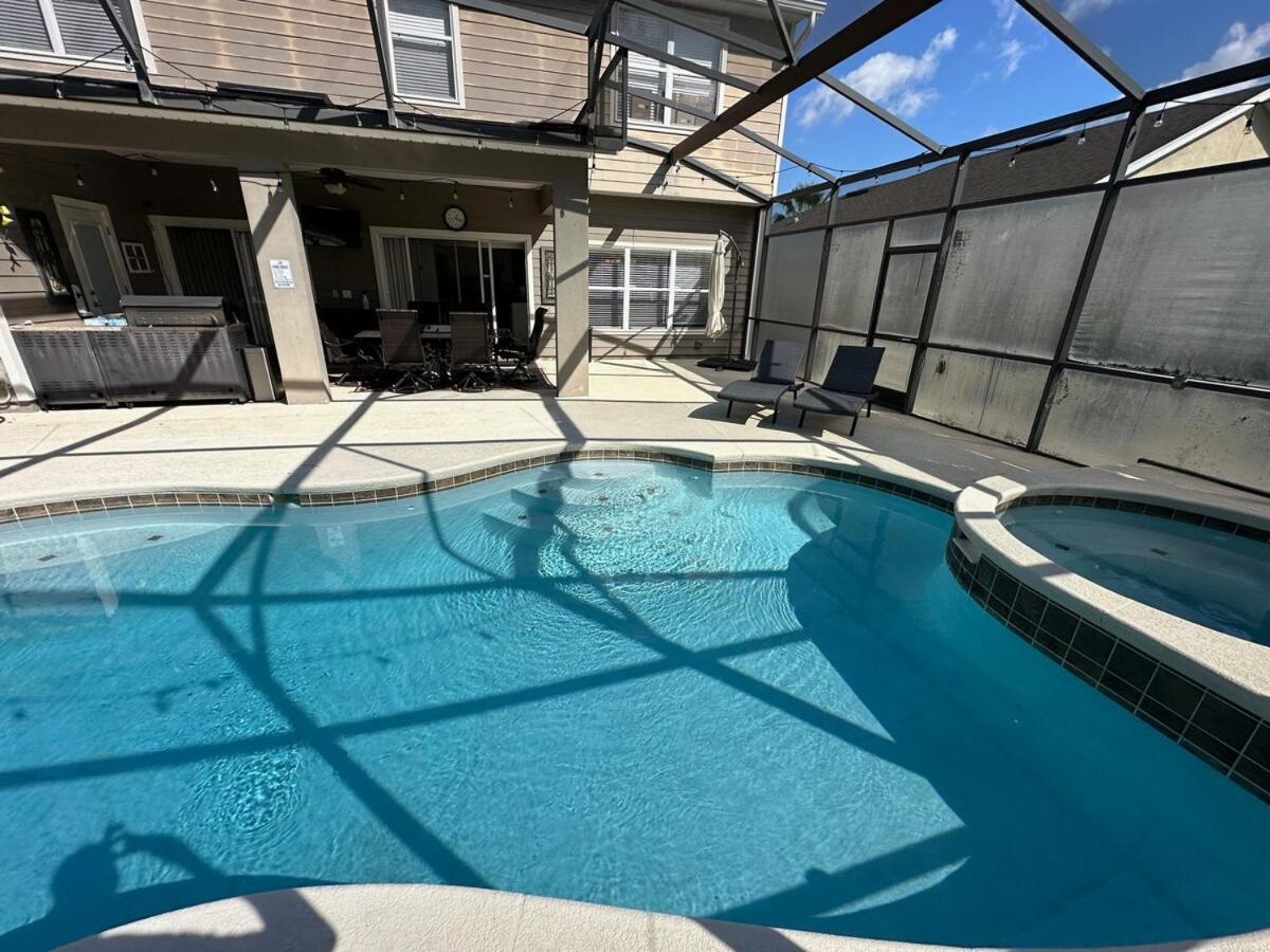An Incredible Vacation With Saltwater Pool! Davenport