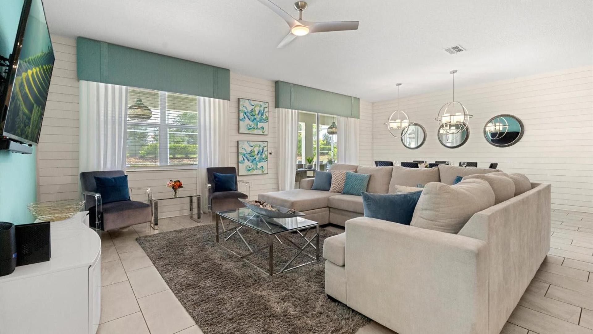 Upstay - Championsgate W Hot Tub-pool-cinema Davenport