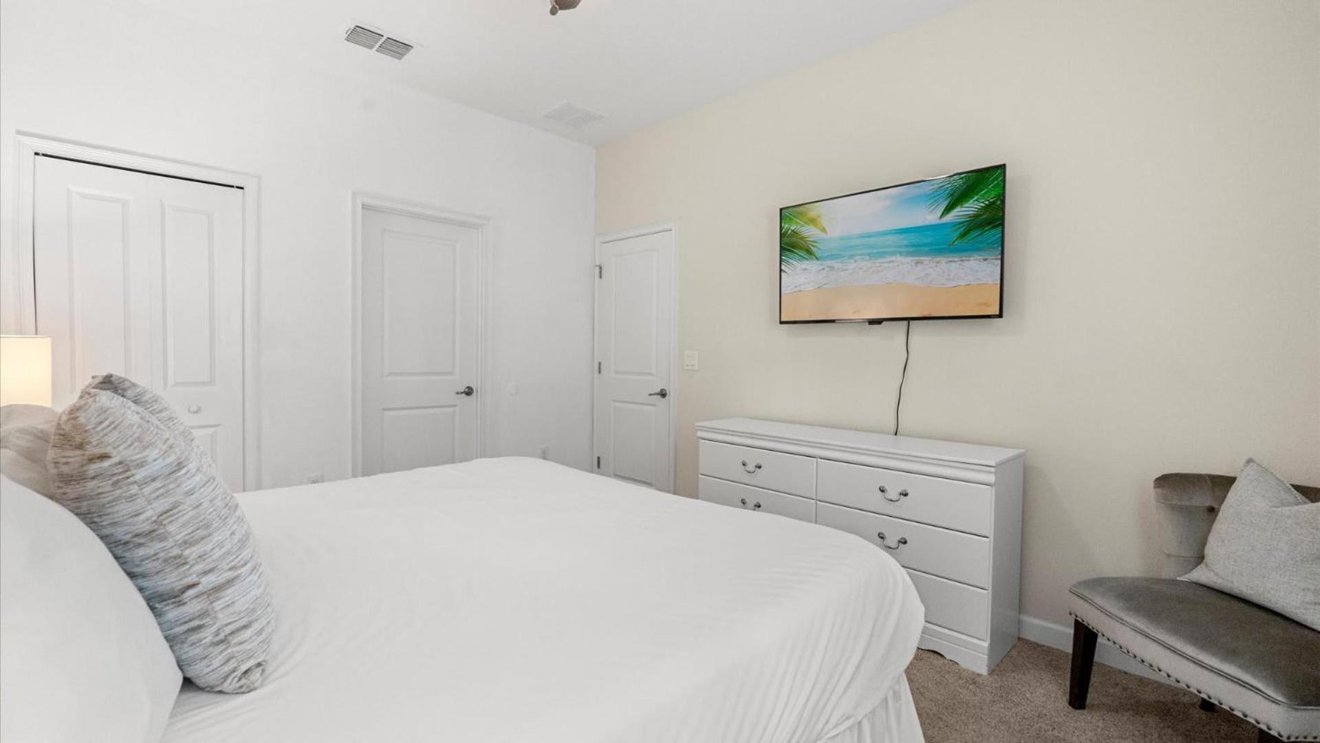 Upstay - Championsgate W Hot Tub-pool-cinema *