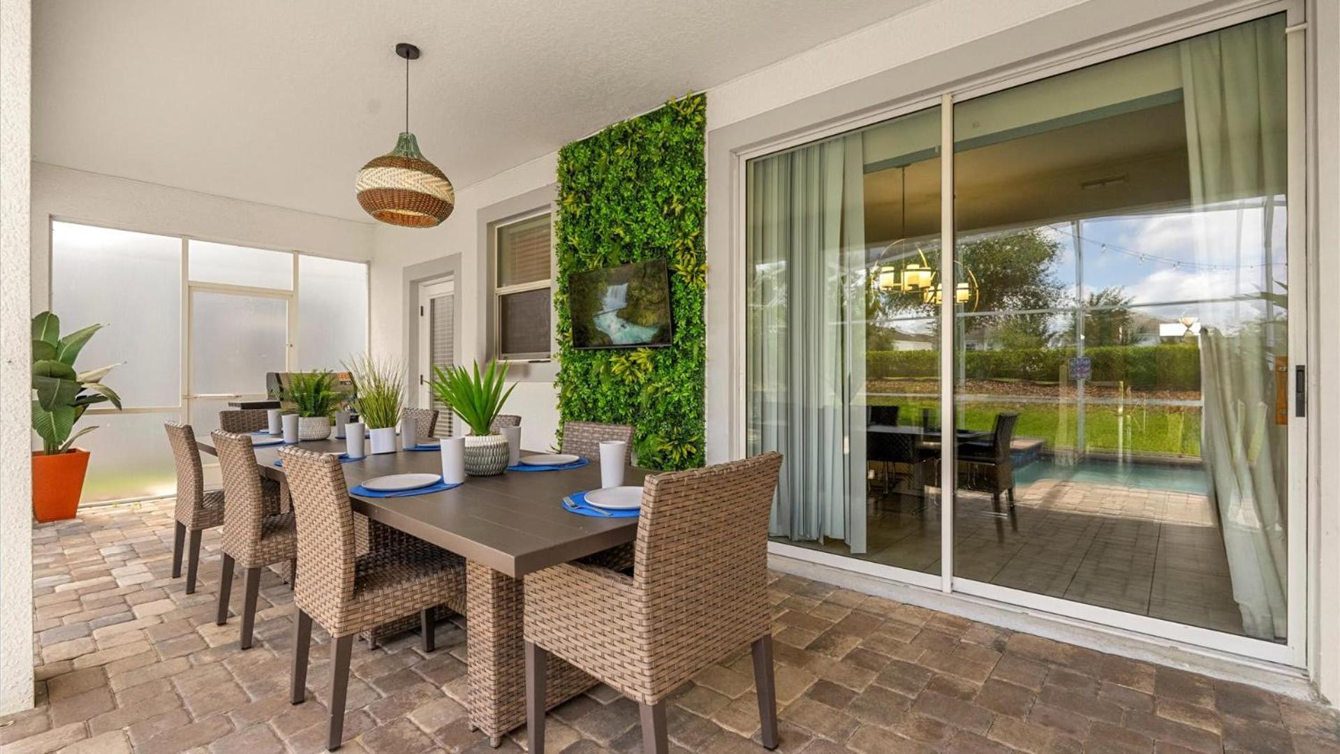 Holiday home Upstay - Championsgate W Hot Tub-pool-cinema