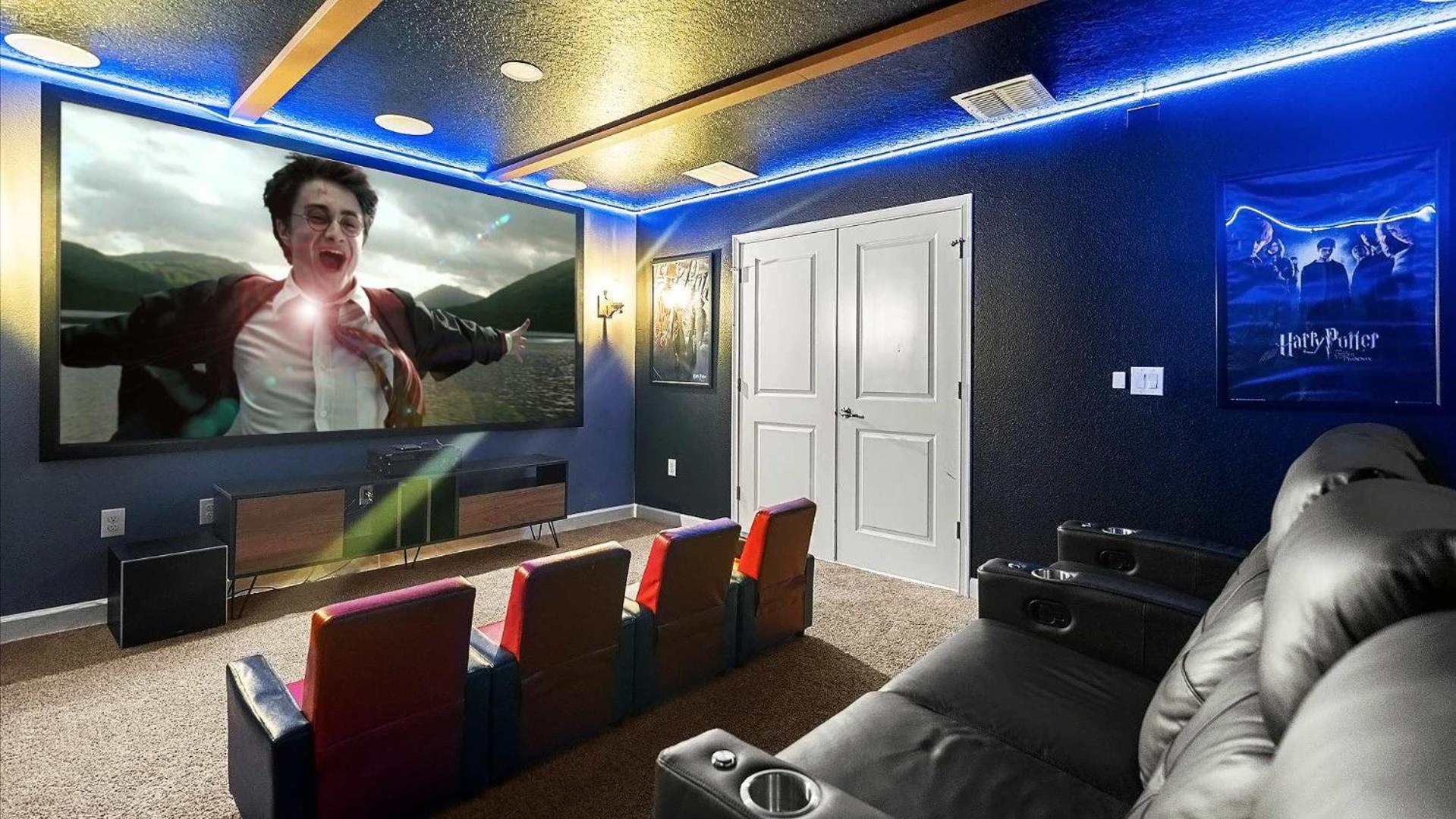 Upstay - Championsgate W Hot Tub-pool-cinema