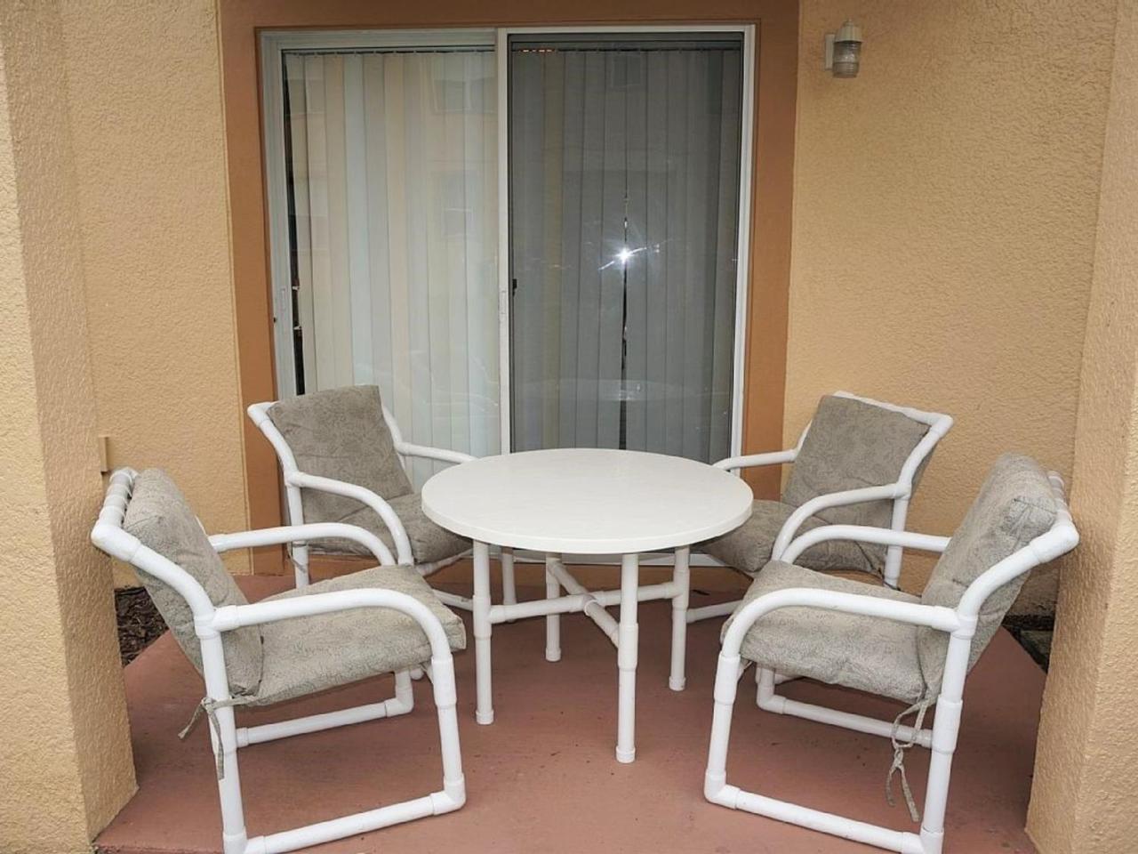 Regal Palms & 1215 Apartment
