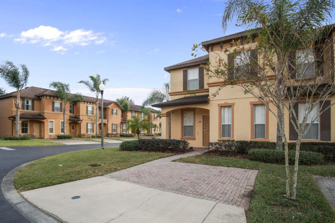 Regal Palms & 607 Apartment Four Corners