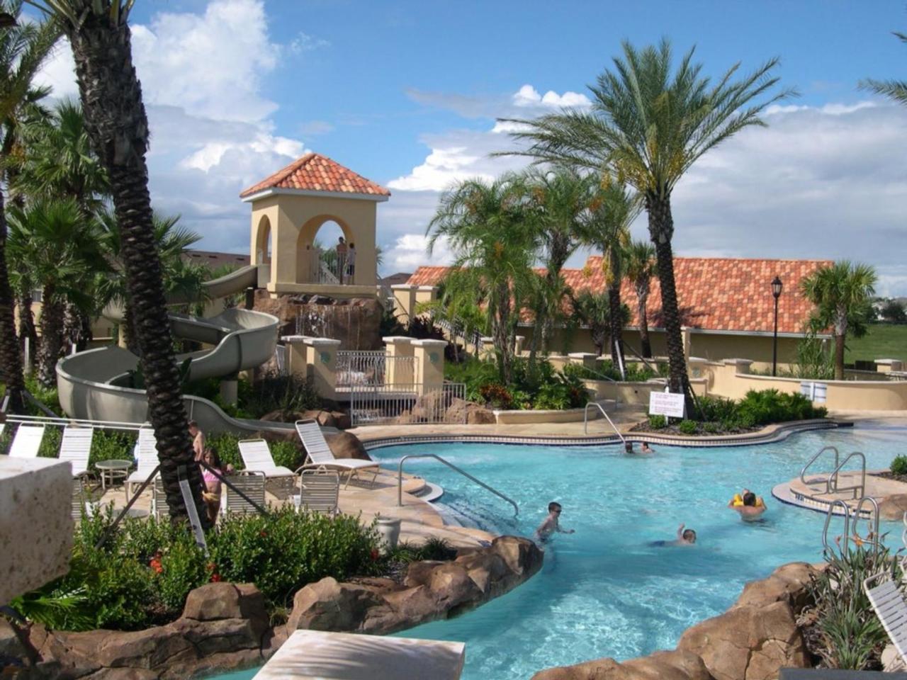 Regal Palms & 607 Four Corners