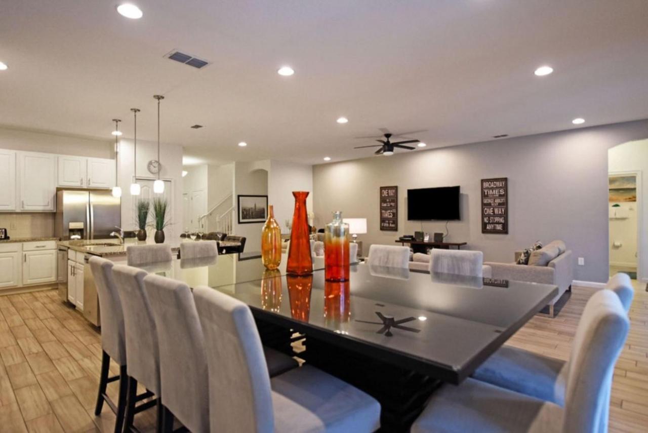Solterra - 5380 Oakbourne By Fairytalevr * Davenport