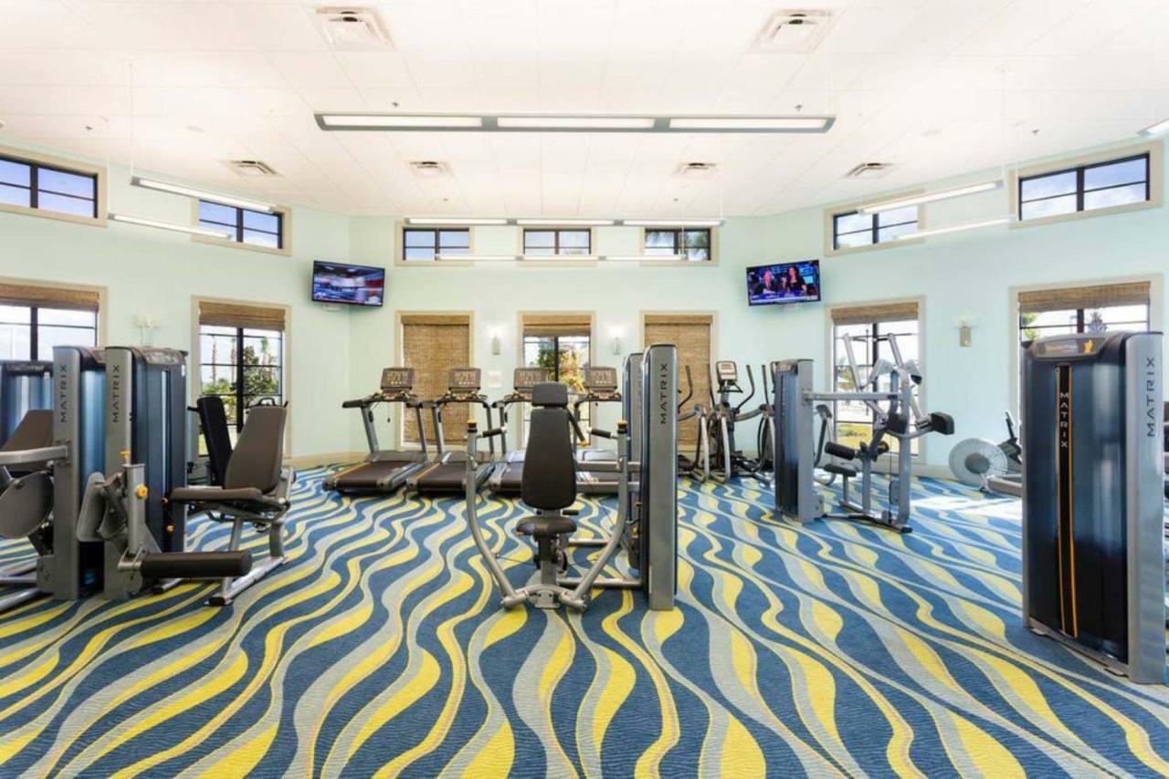 Champion Gates 8bed Cinema