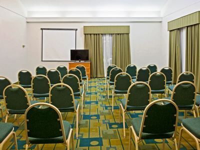Hotel La Quinta By Wyndham Airport West Orlando