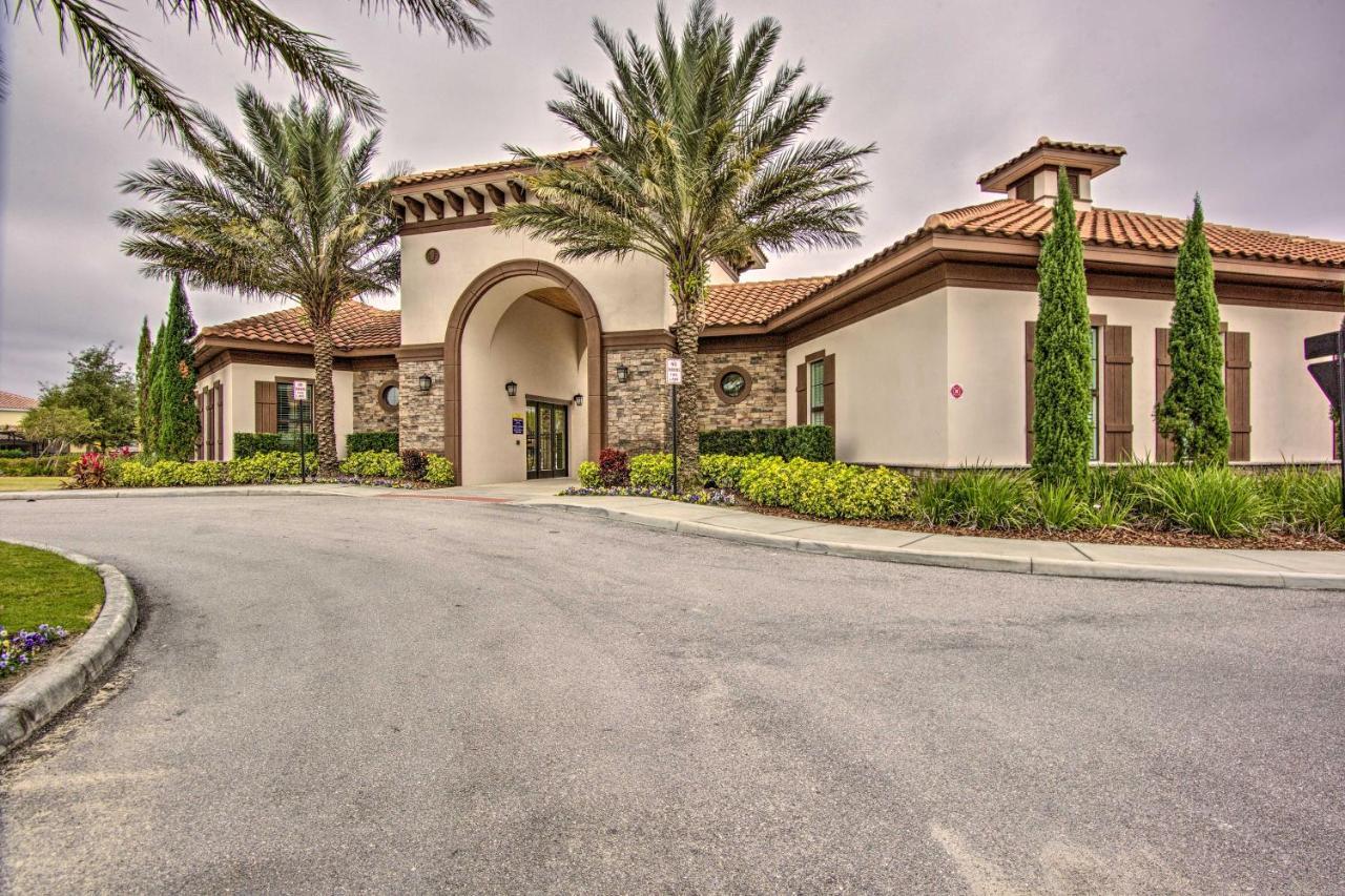 Prime With Pool Less Than 10 Mi To World Villa