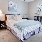 Kissimmee Getaway About 6 Mi To Disney World!