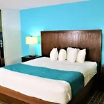 Howard Johnson By Wyndham Lake Front Park Kissimmee