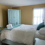 Aquamarine Hideaway