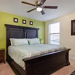 Villa 9Br Luxury Near Disney With Pool, Spa, Free Parking, Wifi, Waterpark
