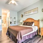 Updated Bahama Bay Condo Less Than 10 Mi To Disney!