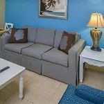 Barefoot Suite