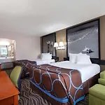 Super 8 By Wyndham Kissimmee