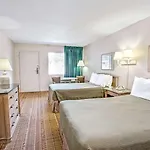 Super 8 By Wyndham Kissimmee