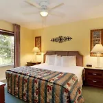 Oak Plantation Resort