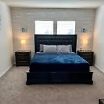 East Orlando Themed Townhome W/ Pool Access