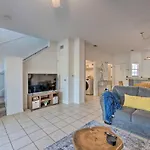 Charming Townhome With Patio Less Than 9 Mi To Disney!