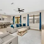 Stunning 9-Br Themed Home With Free Access To A Water Park!