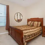 8008 King Palm