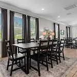 9 Ensuite Bedrooms Pool/Spa/Theater