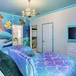 12Br Family Home W Pool And Hot Tub