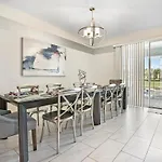 Awesome 8 Bedroom Villa W Game Room Pool & Theater