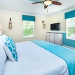 2979 Buccaneer Palm