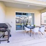 Bright & Airy 5Br Resort Home With Pool