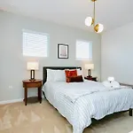 6Br Luxury Home - Private Pool Hot Tub And Bbq