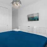 Majestic 9-Bedroom Home: Luxury & Serenity Await