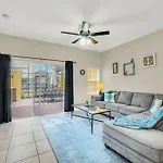 Family Oasis Cozy Retreat With Bunk Room
