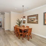 1301 Tt - Tranquil Retreat At Bella Piazza Condo For Relaxation And Comfort