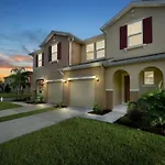 Four Bedrooms Townhouse 5102