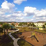 4Bd Sleeps 9 W Jacuzzi Close To Disney @ Compass Bay 5113C