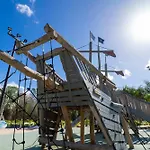 Gorgeous 3Bd 8 Guests @Storey Lake Resort Close To Disney 101 3191