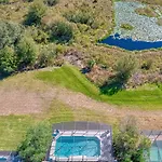 Family Vacation Home With Large South-West Private Pool And Games Room