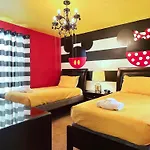 Beautiful 7Bd Family Home With Themed Game Room-9117
