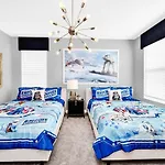 Dazzling 5Br Villa In Storey Lake With Pool & Spa 1528