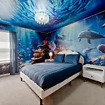Free Promo, 10 Bedroom Villa, Game Room, Pool, Resort - By Blue Sky Villas