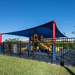 Fantastic Lakeview Tropicana Near All Theme Parks, And Walk To The Convention Center