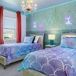 Upstay - Mansion W Pool Cinema Games Sleeps 26