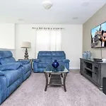 Lovely Vacation Home With Private Pool Cg1646