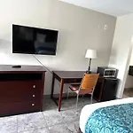 Shining Light Inn & Suites