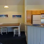 Runaway Beach Club Apartments