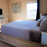 Golden Palms Vacation Resort 24444