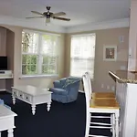 Runaway Beach 3007 B18.102